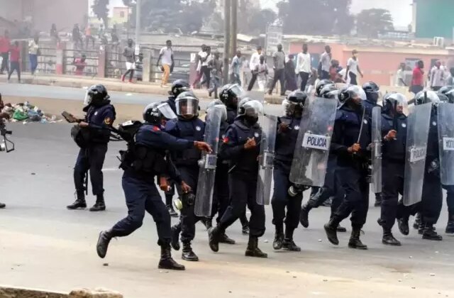 Angola’da akaryakıt zammı protestoları kanlı bitti: 4 ölü, 500 gözaltı