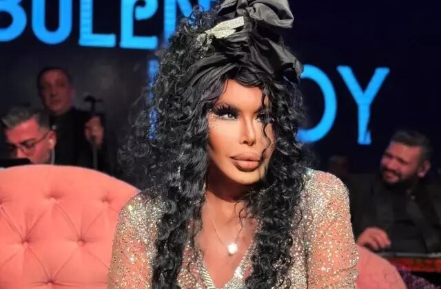 Bülent Ersoy alevlerin ortasında kaldı