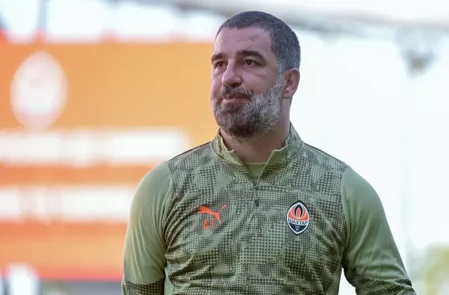 Arda Turan’dan Beşiktaş maçı açıklaması: Mutlu olmadıkları sezonda bile zorlu takımları yendiler