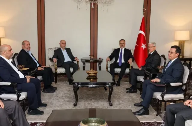 Bakan Fidan Hamas heyetiyle görüştü