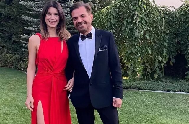 Beren Saat ve Kenan Doğulu’dan gün batımında romantik kutlama