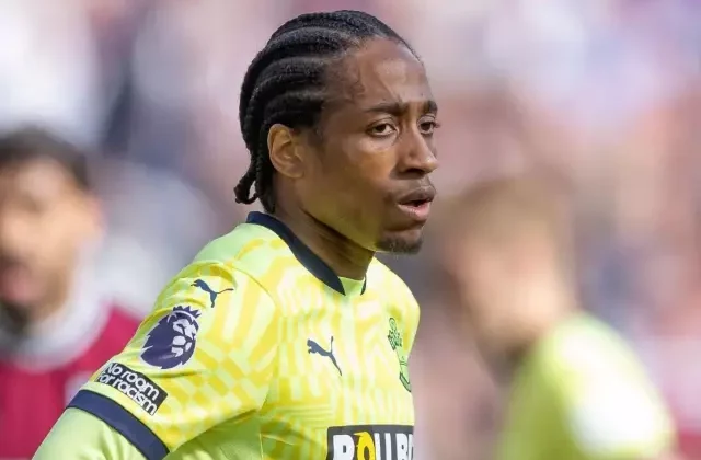 Beşiktaş’a bahaneler sunup durdu! Kyle Walker-Peters yeni takımına imzayı atıyor