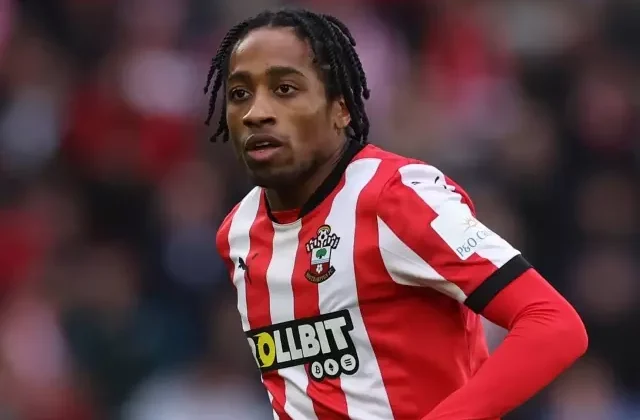 Beşiktaş’ta transfer bitti ancak Kyle Walker-Peters Türkiye’ye gelemiyor
