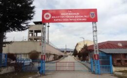 Cezaevinde koğuş arkadaşını bıçaklayarak öldürdü