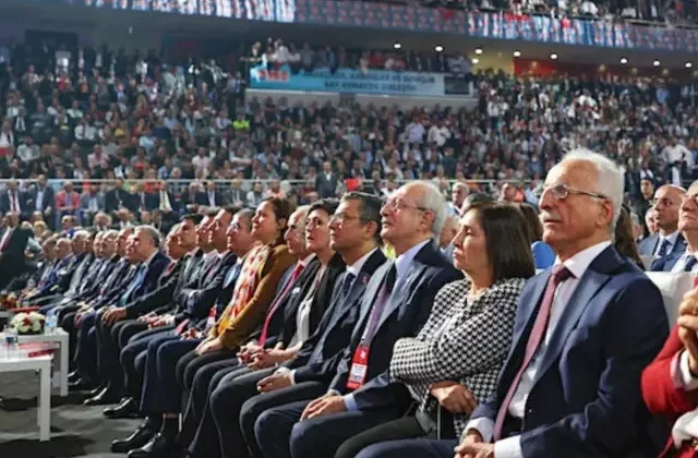 CHP kurultay davasında bir kez daha görevsizlik kararı