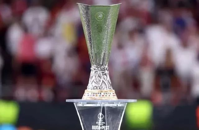 Crystal Palace, UEFA Avrupa Ligi’nden çıkarılıp Konferans Ligi’ne gönderildi