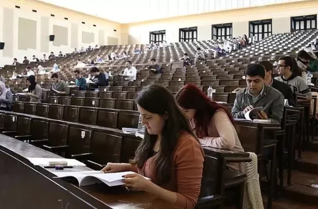 Cumhurbaşkanı Erdoğan, 4 üniversiteye yeni rektör atadı