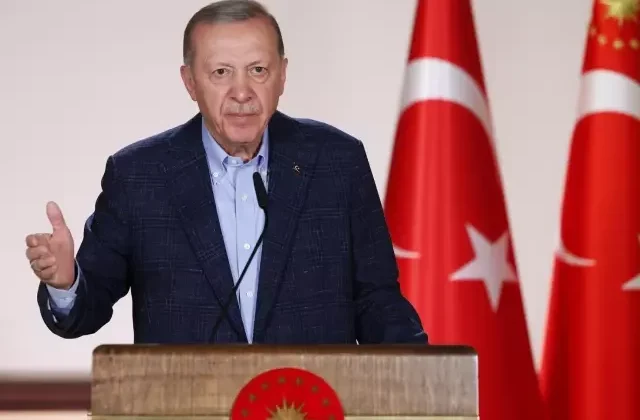 Cumhurbaşkanı Erdoğan’dan 85 milyona bayrak çağrısı