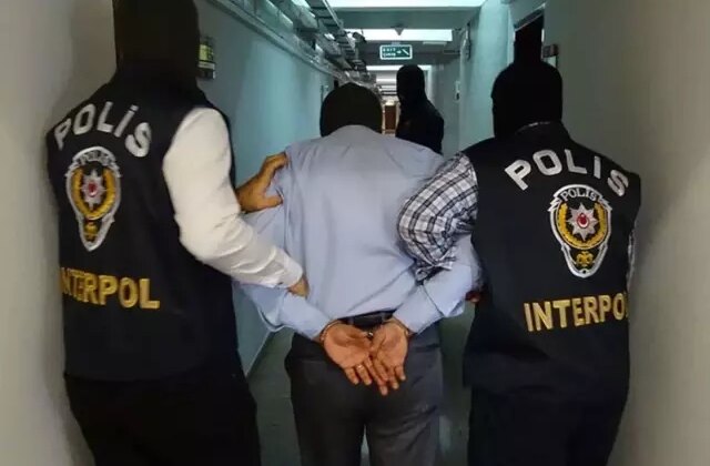 Gürcistan’da yakalanan Daltonlar suç örgütü üyesi Türkiye’ye iade edildi