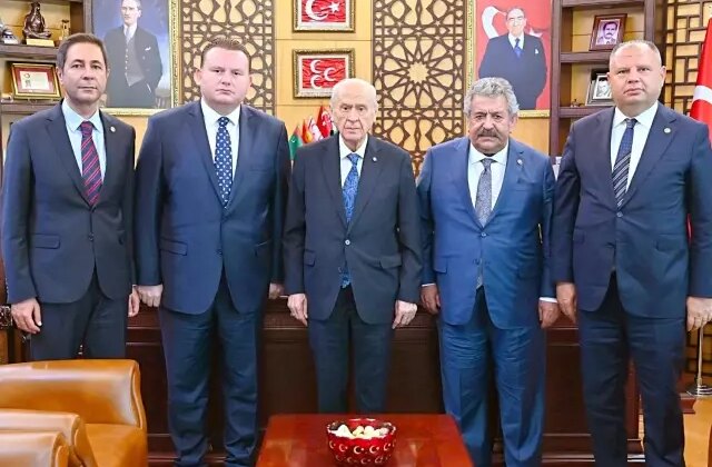 DEM Parti itiraz etti, MHP ‘Terörsüz Türkiye Komisyonu’nun ismini değiştirdi