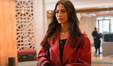 Demet Özdemir sezonun yorgunluğunu sıcak kumsalda atıyor