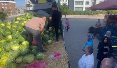 Elazığ’da 30 ton karpuz, vatandaşa ücretsiz dağıtıldı
