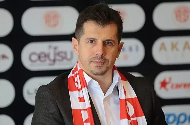Emre Belözoğlu 8 gün önce verdiği karardan geri döndü