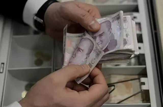 4 milyon kişiyi ilgilendiren en düşük emekli maaşı belli oldu