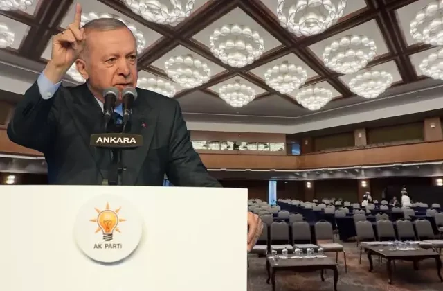 Erdoğan’ın tarihi konuşması öncesi AK Parti’de hareketlilik: Son 2