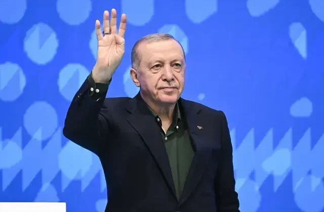 Erdoğan: Selçuklu orduları Bağdat’a, Şam’a ulaşırken Kürt ve Arap kardeşleriyle kaynaştılar