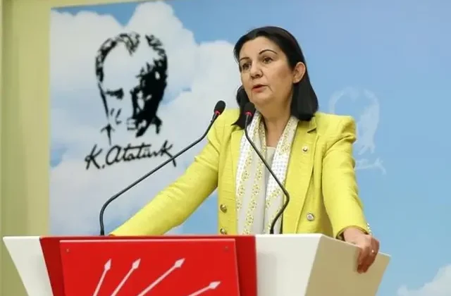 Eski CHP’li milletvekili Lale Karabıyık hayatını kaybetti