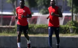 Eski Galatasaraylılar yıllar sonra aynı takımda buluştu