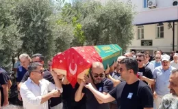 Evinde ölü bulunan yarış spikeri Esen Gök, toprağa verildi