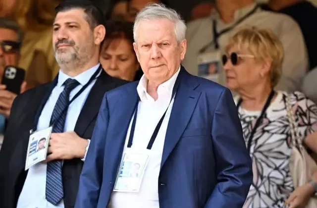 Fenerbahçe’de sürpriz gelişme! Aziz Yıldırım aldığı karardan vazgeçti
