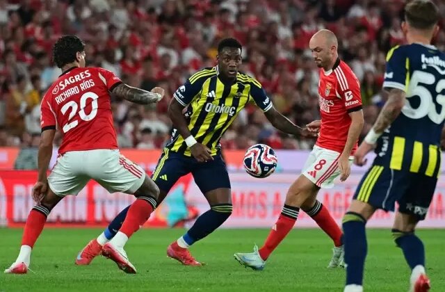 Fenerbahçe’ye 2 farklı skordan dönüş de yetmedi