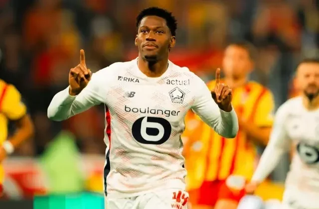Fenerbahçe’ye kötü haber! Jonathan David’i resmen açıkladılar