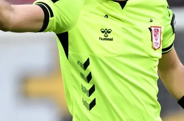 Futbolda yeni sezonda görev yapacak üst klasman ve VAR hakemleri açıklandı