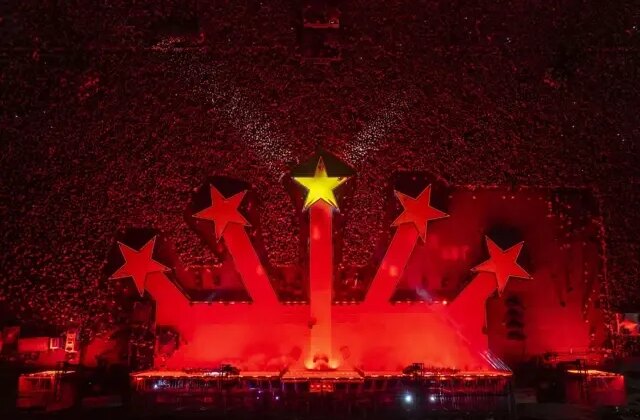 Galatasaray’ın anlaşmak üzere olduğu yıldıza dev talip