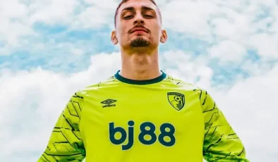 Galatasaray’la anılan Sırp kaleci Djordje Petrovic, 29 milyon euro karşılığında satıldı