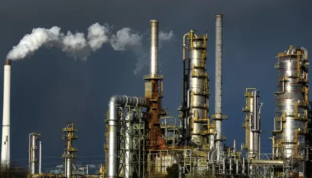 Irak’tan tarihi “petrol” kararı! Tamamı devlete verilecek