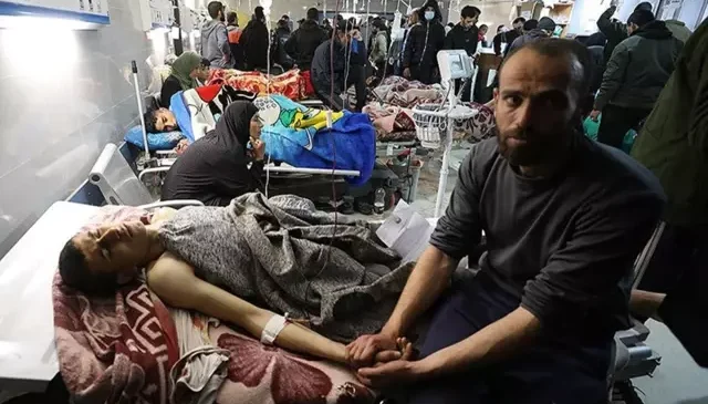 İsrail, yine insani yardım almak için bekleyen Filistinlileri vurdu: 16 ölü, 90 yaralı