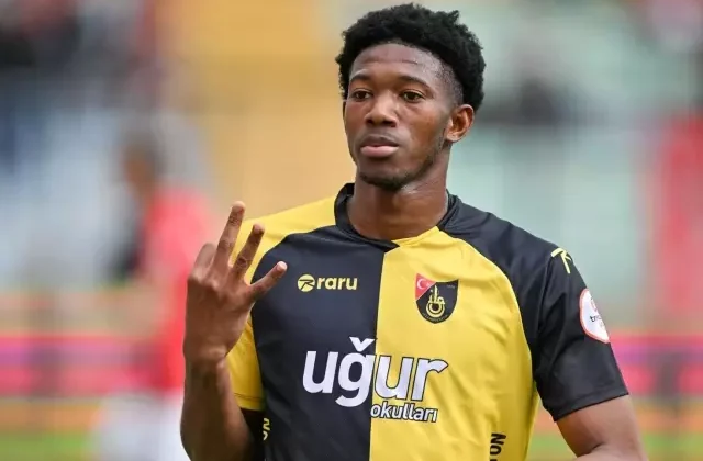 İstanbul’a okumaya gelen Gaoussou Diarra, Avrupa devine imza attı