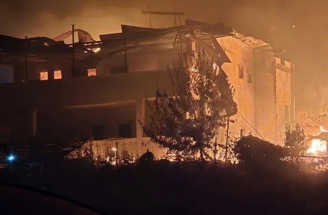 Karabük’te orman yangını: 40 ev yandı, 10 köy tahliye edildi