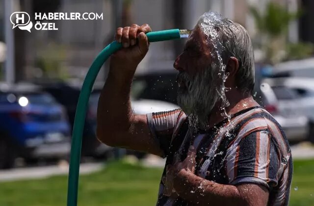 Kavurucu sıcaklar ne zaman bitecek? Uzmanı tarih verdi