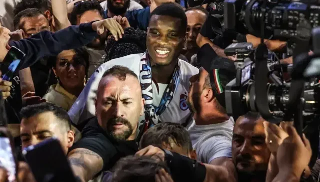 Krallar gibi karşılandı! İşte Onuachu’nun Trabzon’daki ilk sözleri