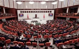 Kulisler hareketli! İki vekil CHP’ye geçiyor