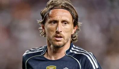 Luka Modric, yeni takımına imza atmak için İtalya’da