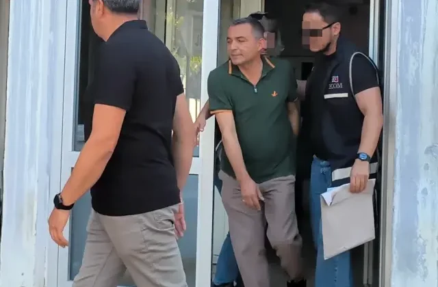 Manavgat Belediye Başkanı Niyazi Nefi Kara görevden uzaklaştırıldı