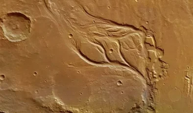 Mars’ta eski nehir izleri keşfedildi