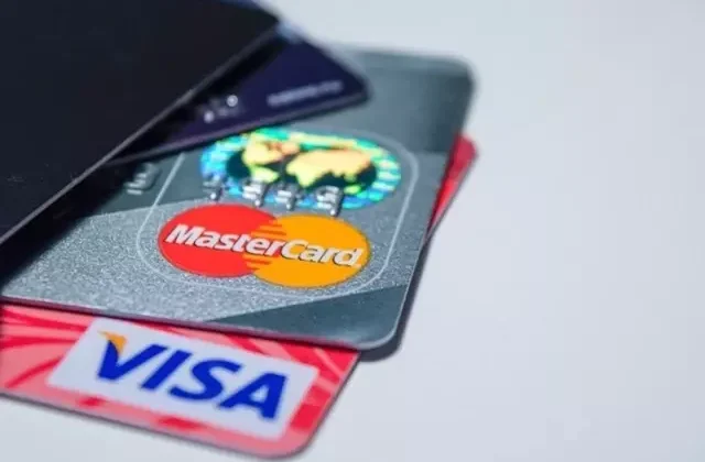 Mastercard ve Visa’ya soruşturma başlatıldı