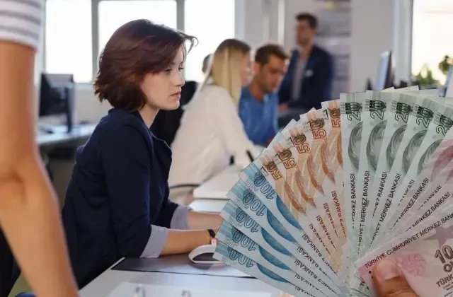 Memurlara tanınan doğum izni hakkının detayları! Maaşta kesinti olacak mı?