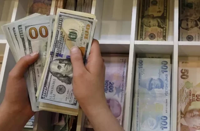 Merakla bekleniyordu! İşte Merkez Bankası’nın yıl sonu dolar ve enflasyon tahmini