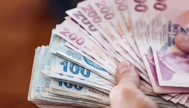 Mevduat ve yatırım fonlarına uygulanan stopaj oranları artırıldı