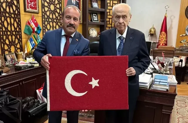 MHP’li ismin başkanlık ettiği beldenin ismi “Bahçeli” olarak değiştirildi