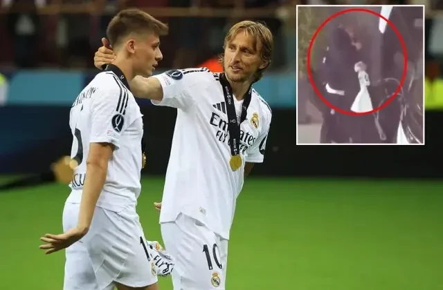 İki yıldız arasında duygusal veda! Modric Arda’ya bakın ne verdi