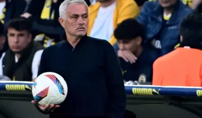 Mourinho Manchesterlı yıldızla görüştü: Seni Fenerbahçe’ye istiyorum