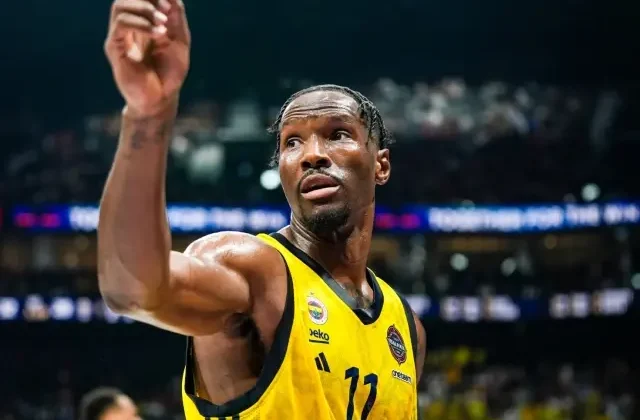 Nigel Hayes-Davis’ten veda paylaşımı
