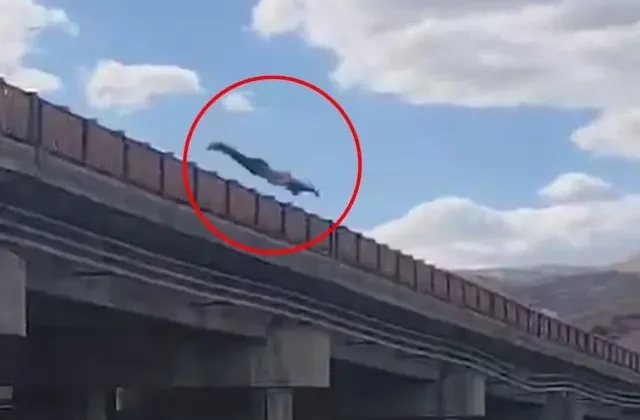 Ölüme davetiye çıkaran iddialaşma! Arkadaşlarına inat köprüden atladı
