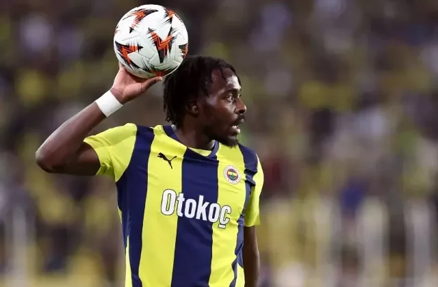 Osayi Samuel yeni takımına 3 yıllık imzayı attı