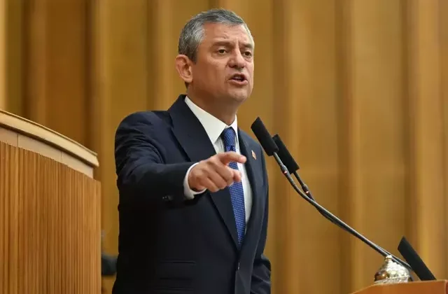 Özgür Özel’in dokunulmazlık fezlekesi Meclis’e sunuldu